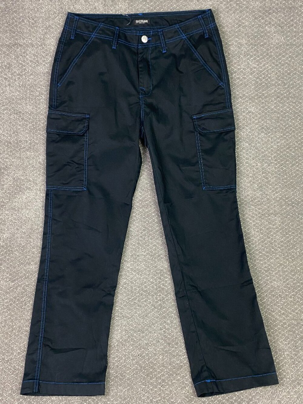 True Religion Cargo Pants Mens 32 Fits 34x30 Black with Blue Contrast Stitching
